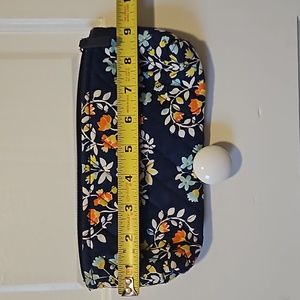 Vera Bradley hand purse